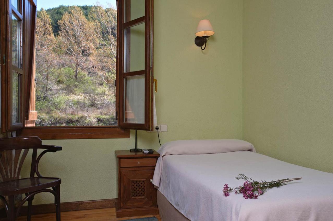 Hotel Charle Jaca Extérieur photo